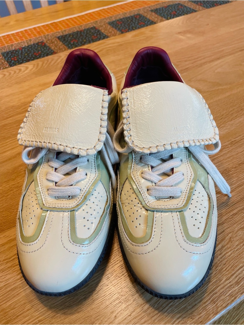 ALOHAS Tb.490 Club Onix Cream and Light Green Leather Sneakers Women’s US 11